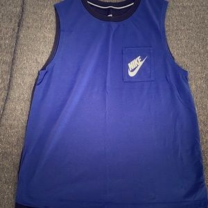 Nike womens sports top